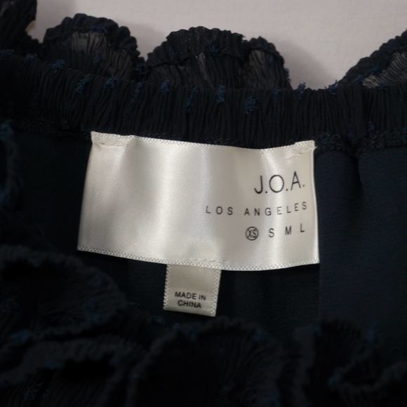 J.O.A. Blue Balloon Cold Shoulder Tunic Size XS - Picture 5 of 8
